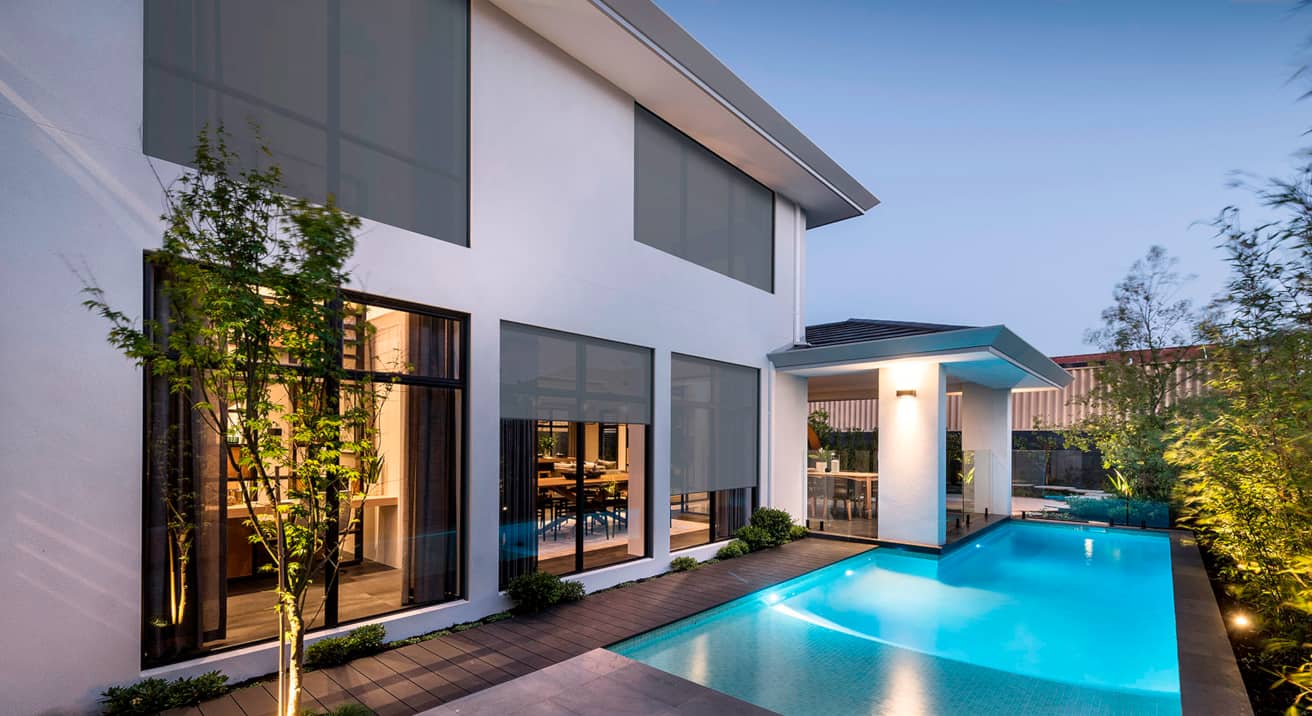 Stores extérieurs pour fenêtres : tous les types et leurs avantages